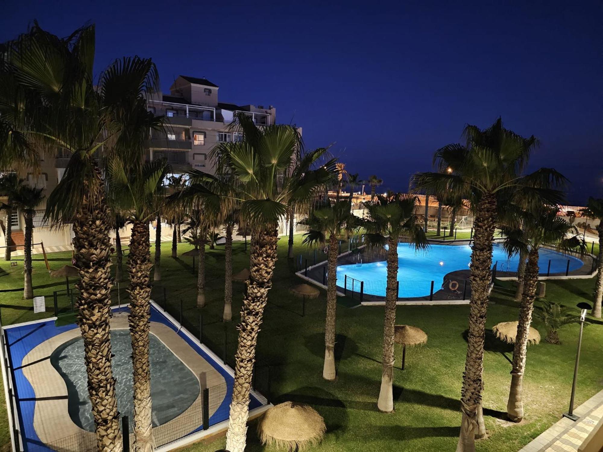 Piso Costa De Almeria Retamar Kültér fotó